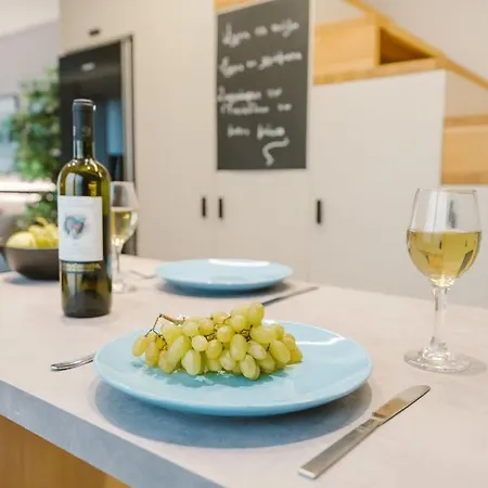 Apartament Manolis Loft Apartment, Rhodes Town *