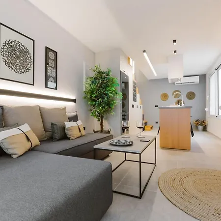 Manolis Loft Apartment, Rhodes Town דירה