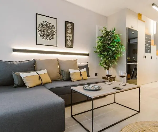 شقة Manolis Loft Apartment, Rhodes Town Rhodes City