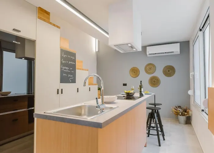 Manolis Loft Apartment, Rhodes Town Rhodes City