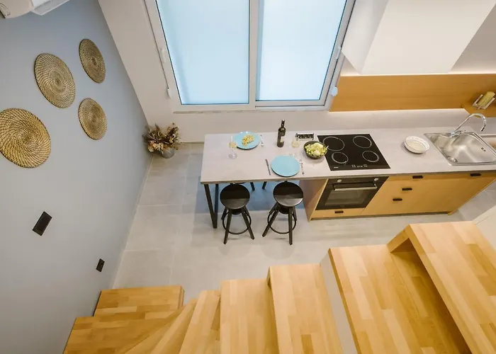 Manolis Loft Apartment, Rhodes Town Apartment *